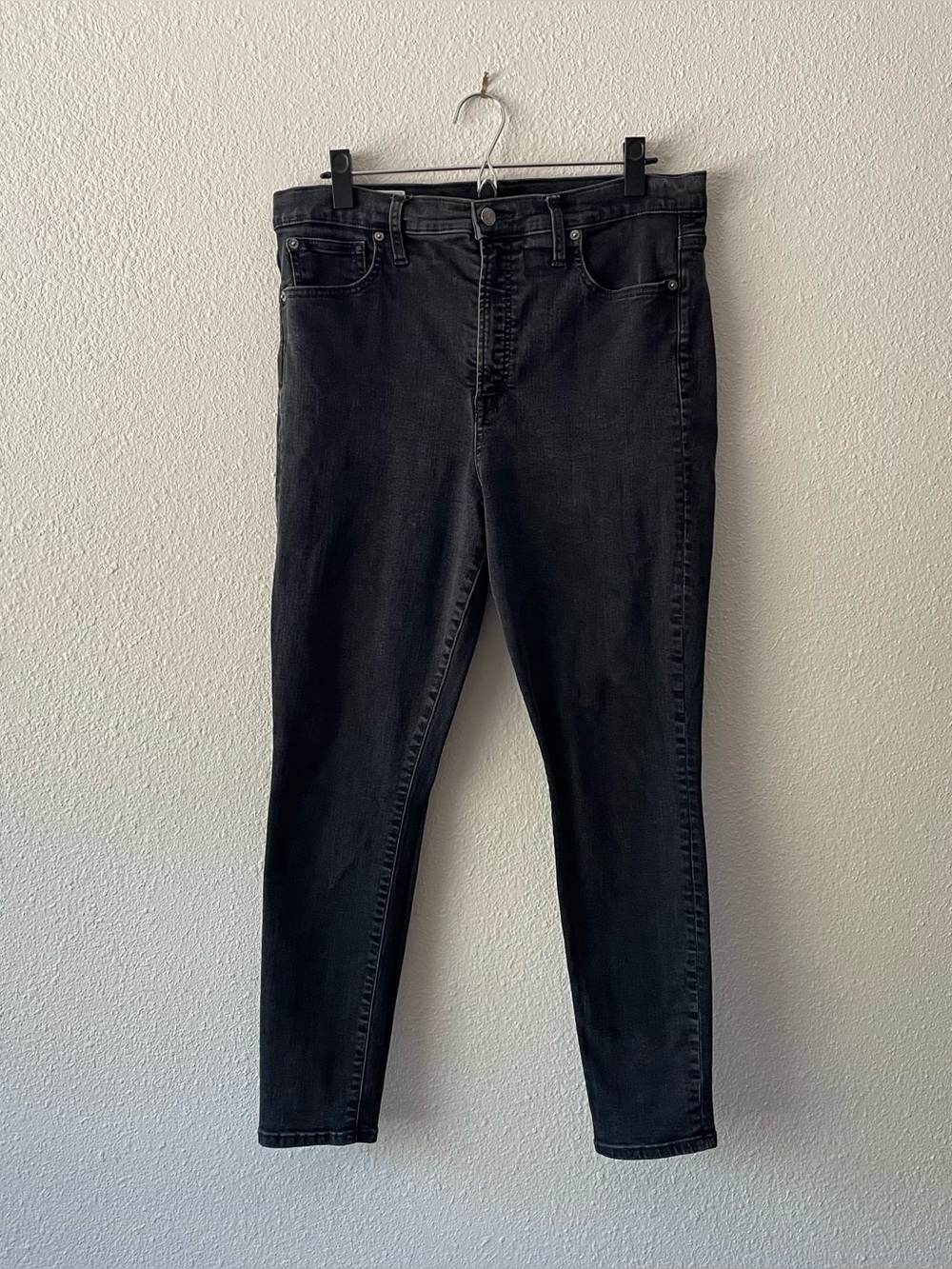 Gap True Skinny High Rise Jeans Black Wash Women’s 33x27 Hemmed Stretch Denim
